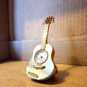 Guitar Clock